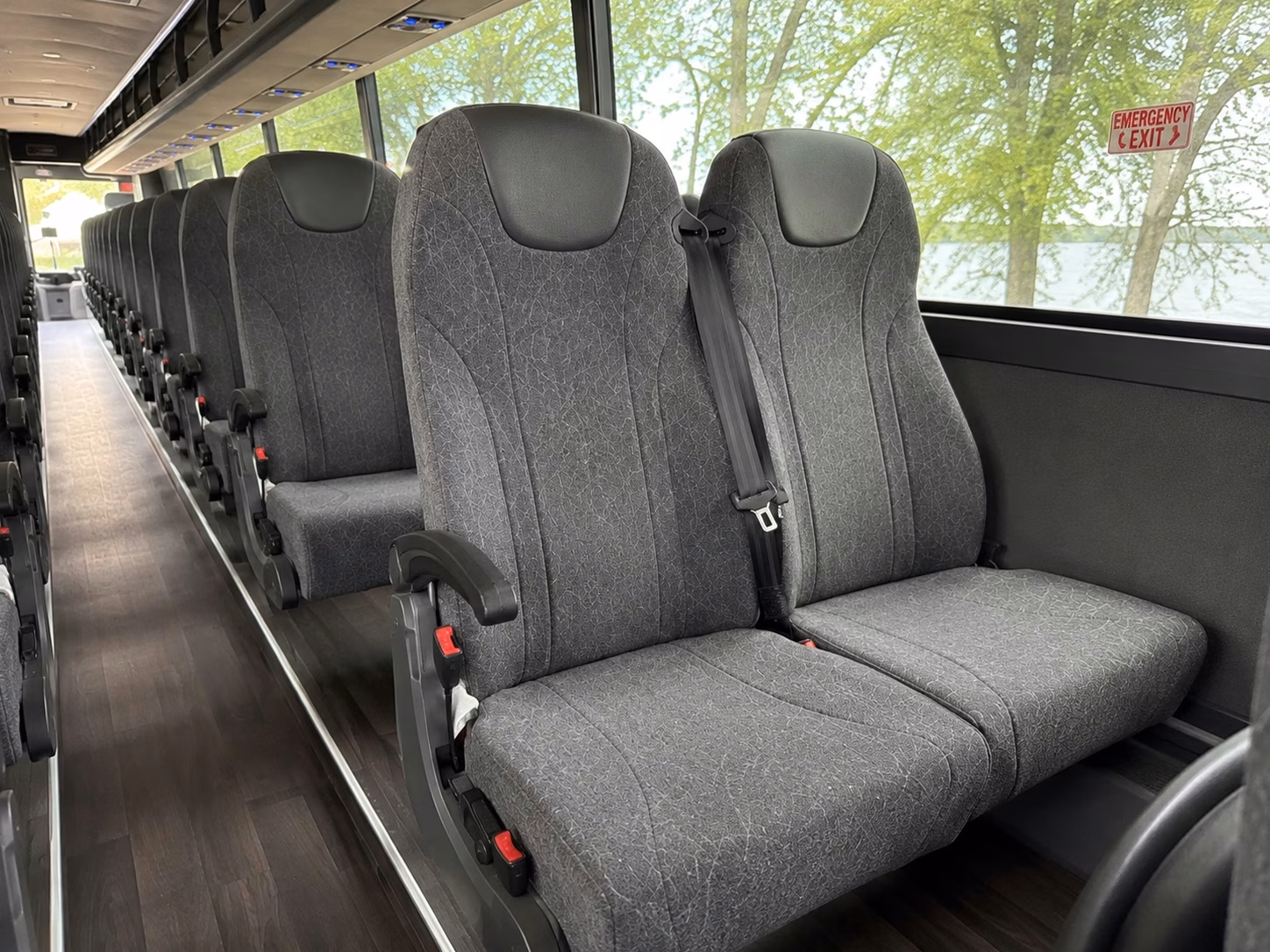 day of the week changes what a bus costs in farmington hills michigan