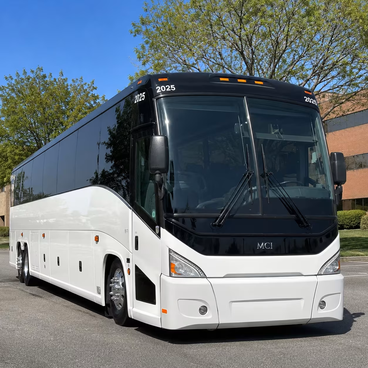 executive airport transfer shuttles between farmington hills and dtw