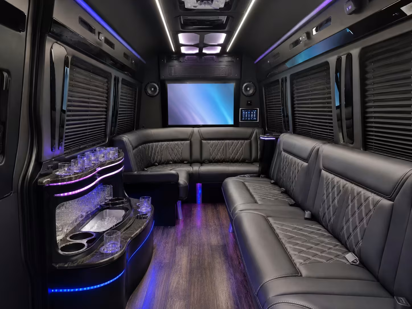 farmington hills bus rentals to bishop international airport
