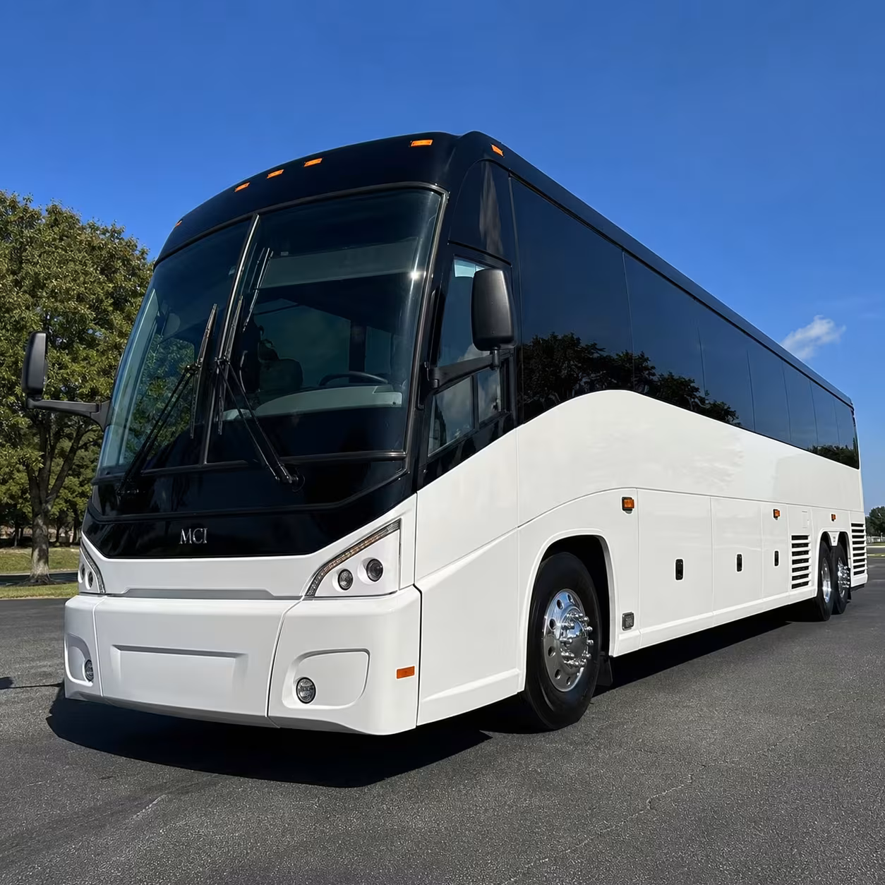 meadow brook amphitheatre shuttle buses from farmington hills