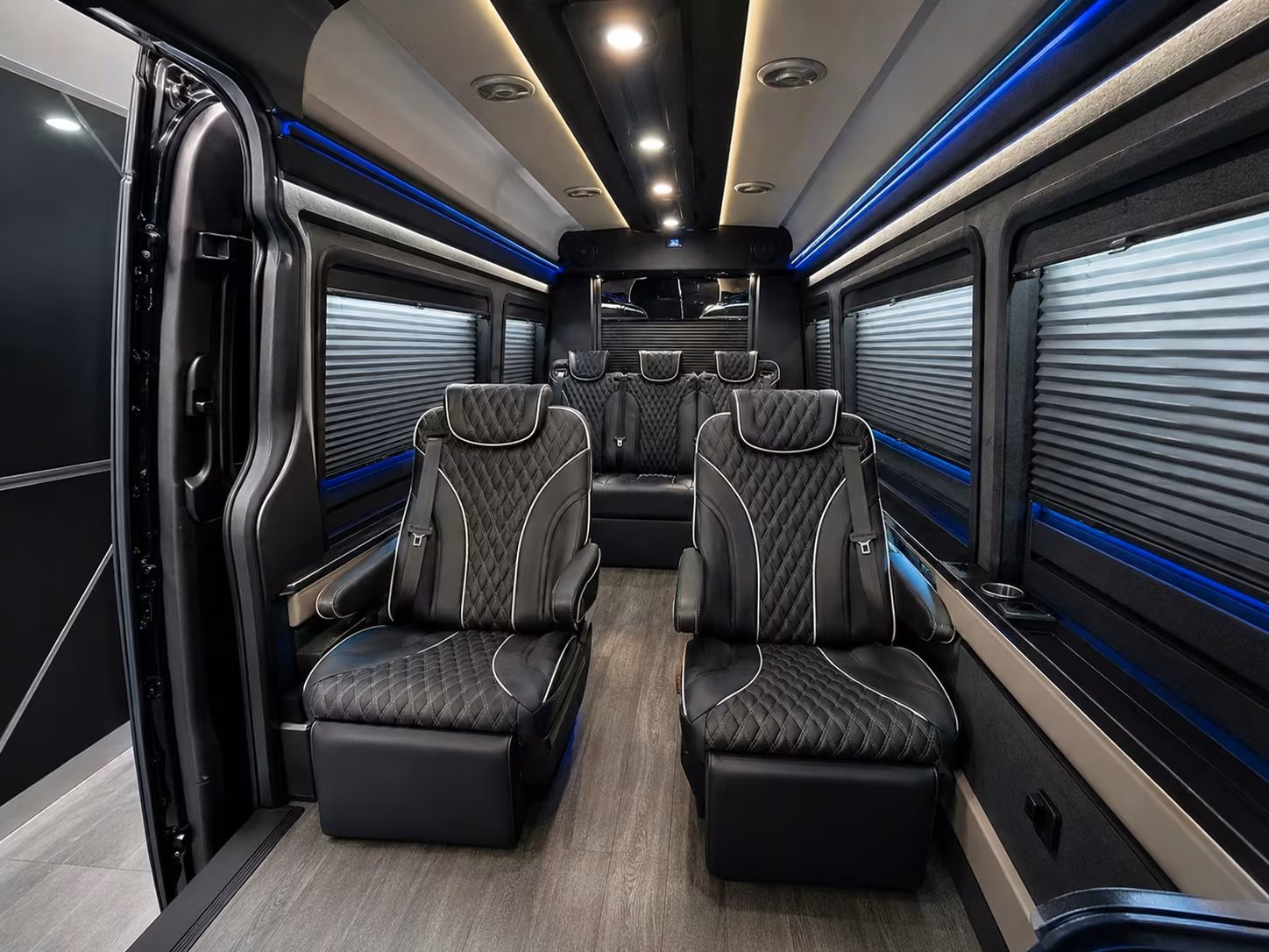 multi stop airport transportation from farmington hills hotels