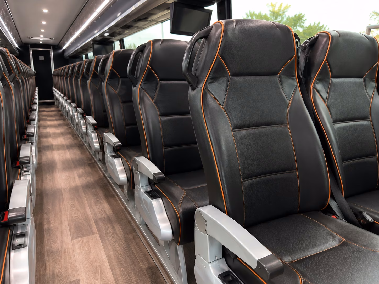 rehearsal dinner shuttle buses for farmington hills weddings