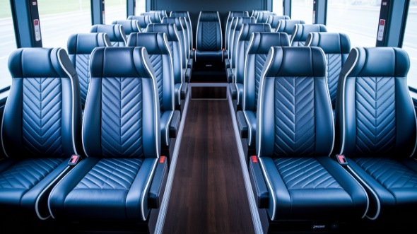 farmington hills 20 passenger minibus rental